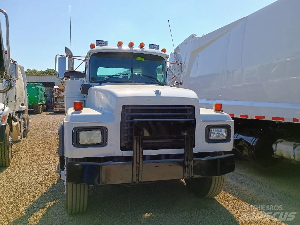Mack RD 688 S Camion dei rifiuti
