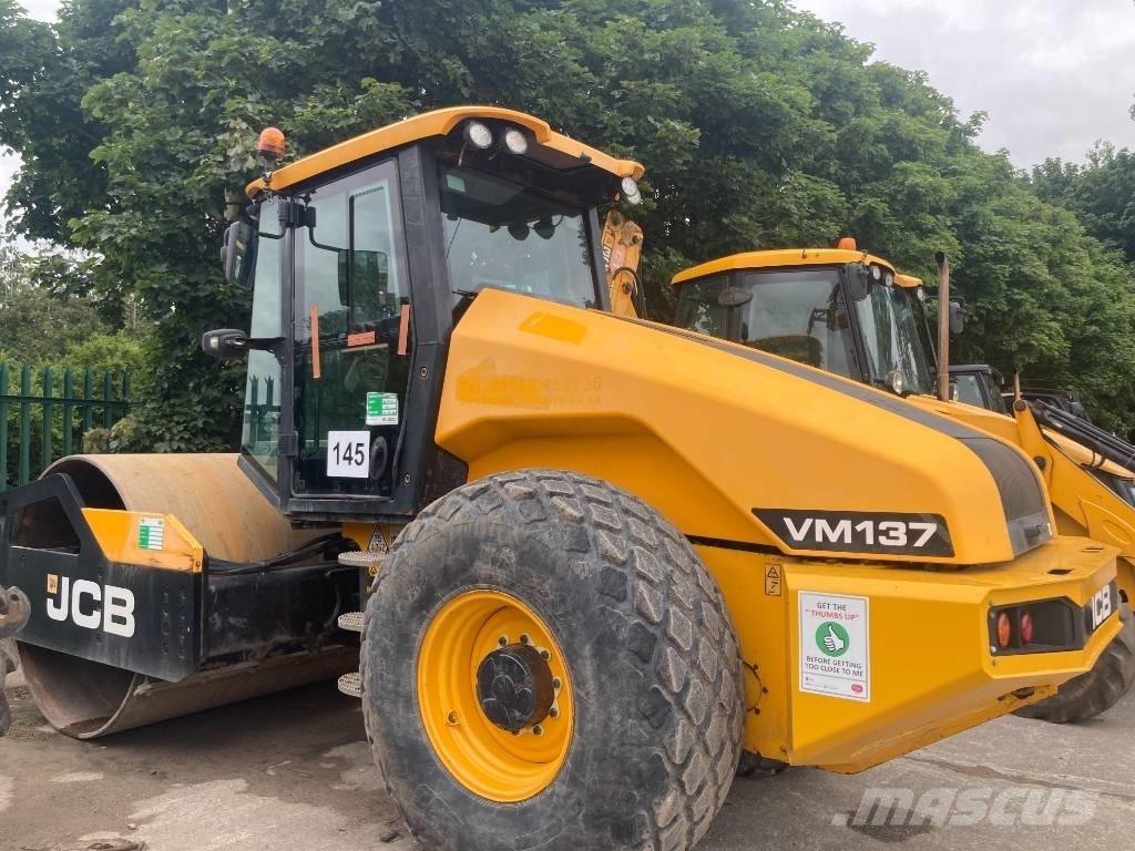 JCB VM137 2015 Rulli monotamburo