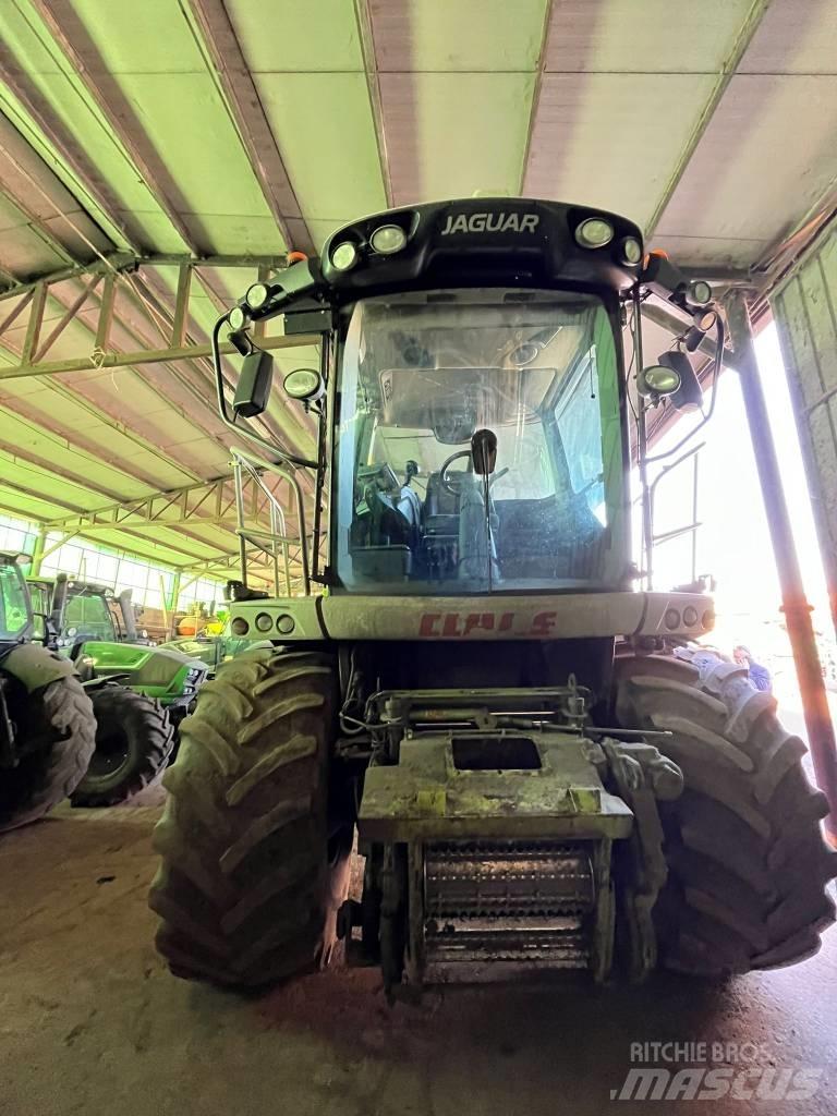 CLAAS Jaguar 950 Trince semoventi