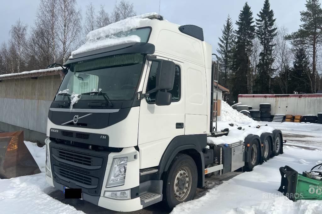 Volvo FM 12 Camion con gancio di sollevamento