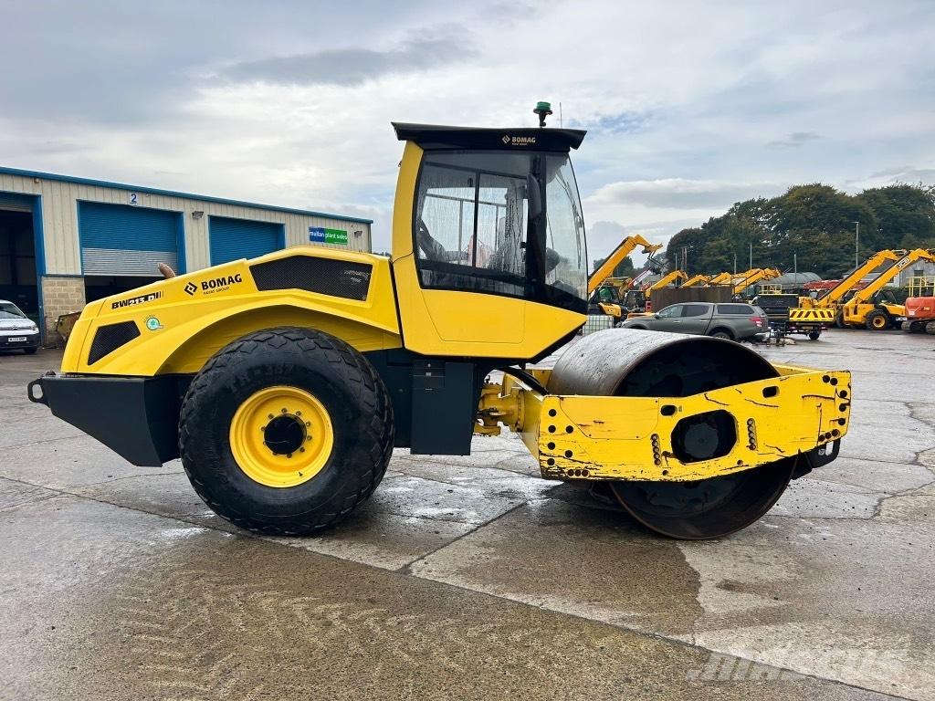 Bomag BW213 D-5 Rulli monotamburo