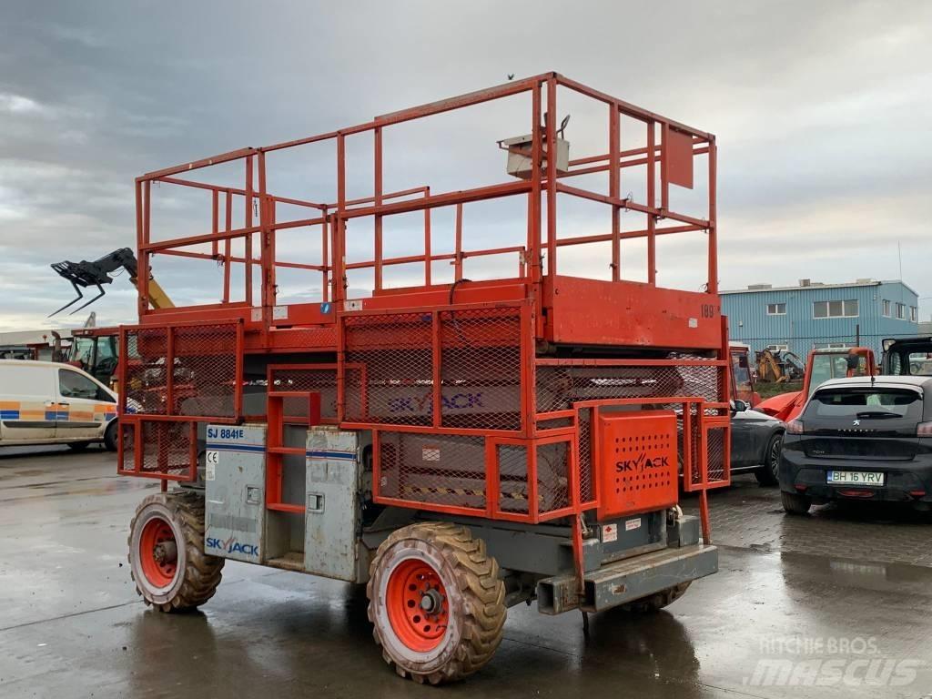SkyJack SJ 8841 Piattaforme a pantografo