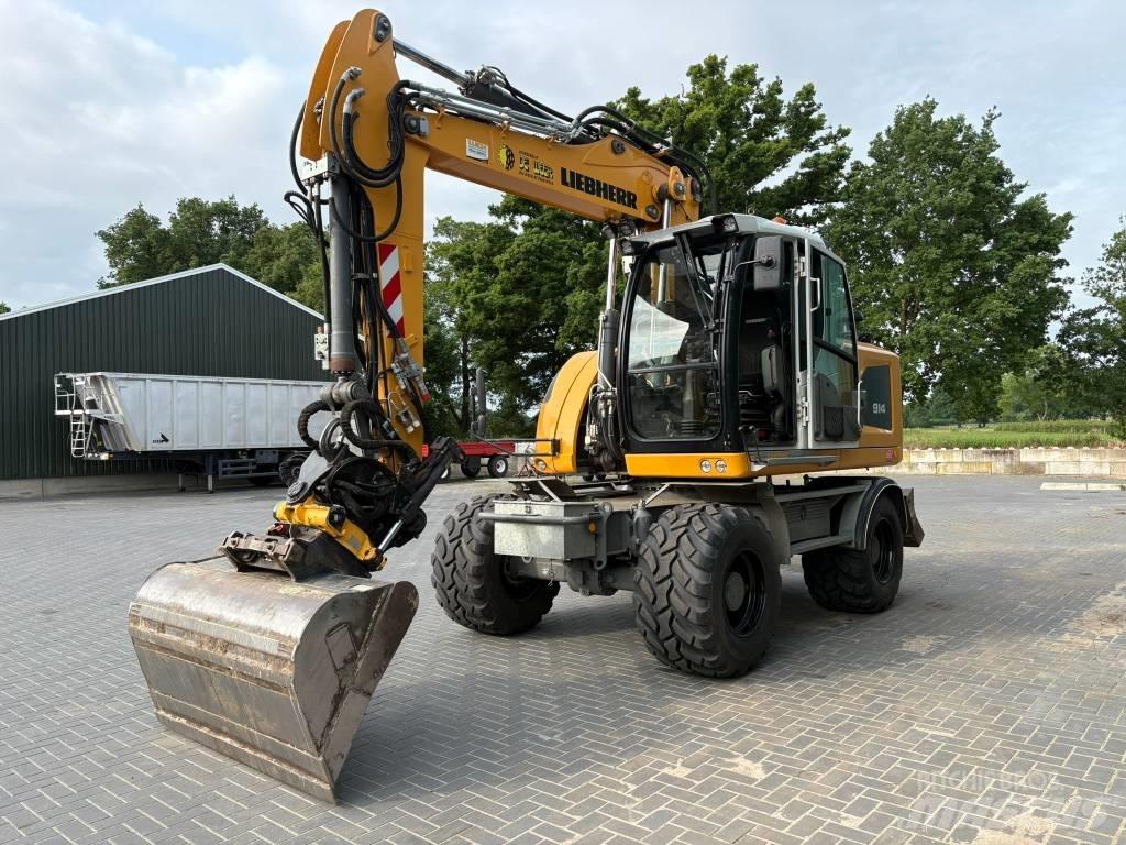 Liebherr 914 Escavatori gommati
