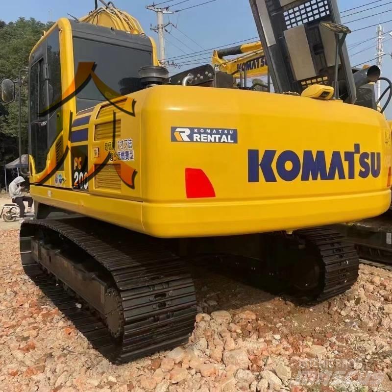 Komatsu PC 200 Escavatori cingolati