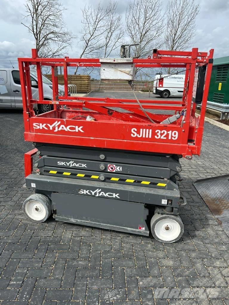 SkyJack SJ 3219 Piattaforme a pantografo
