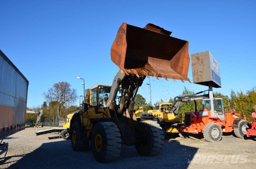 Volvo Penta L180G Pale gommate