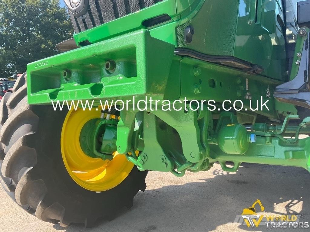 John Deere 6130 R Trattori
