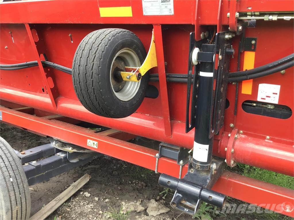 Case IH 3100 Testate per mietitrebbie
