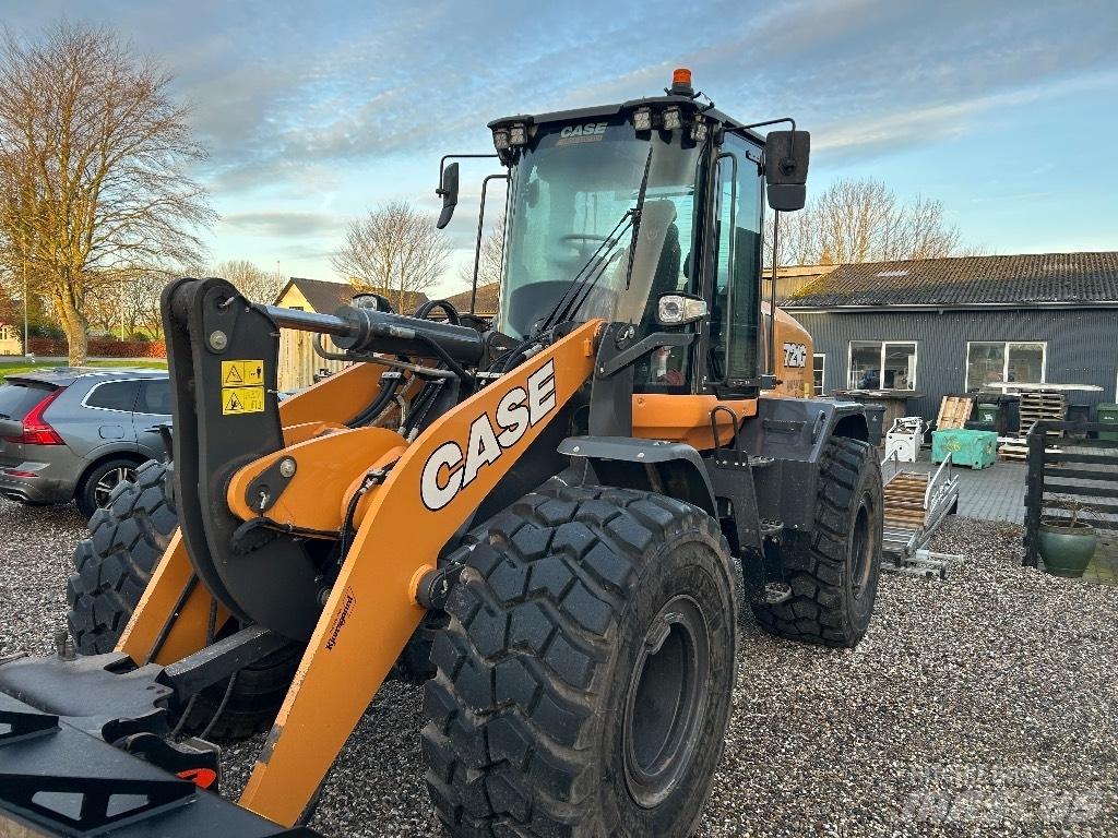 CASE 721G Pale gommate