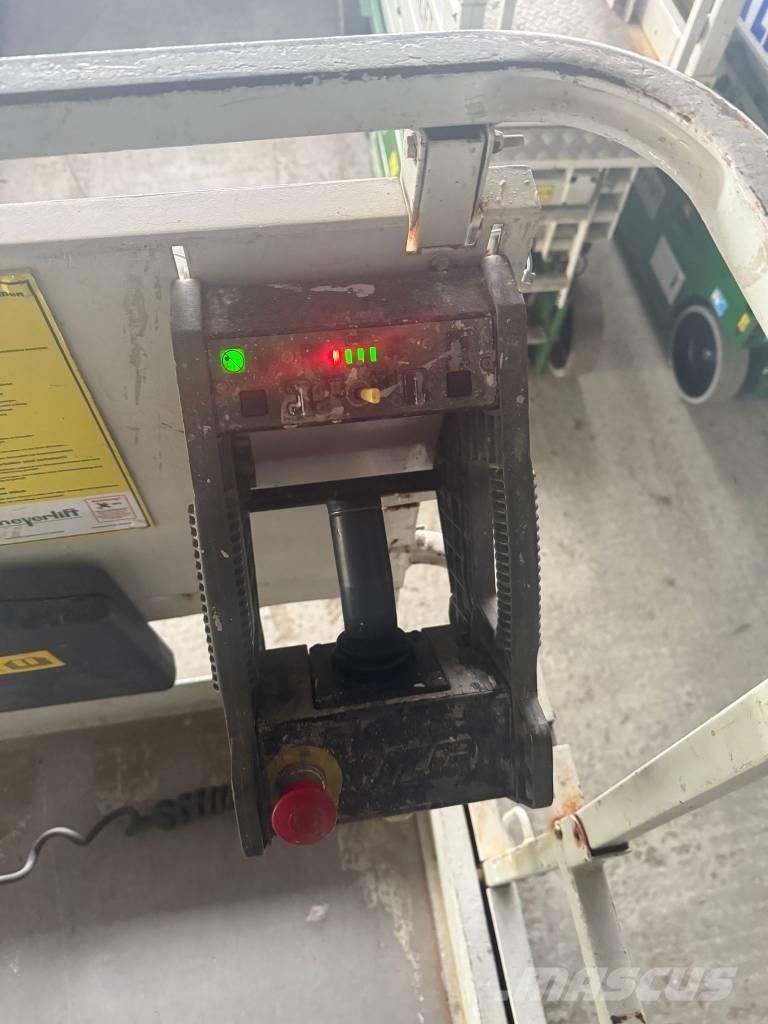 JLG 2646 ES Piattaforme a pantografo