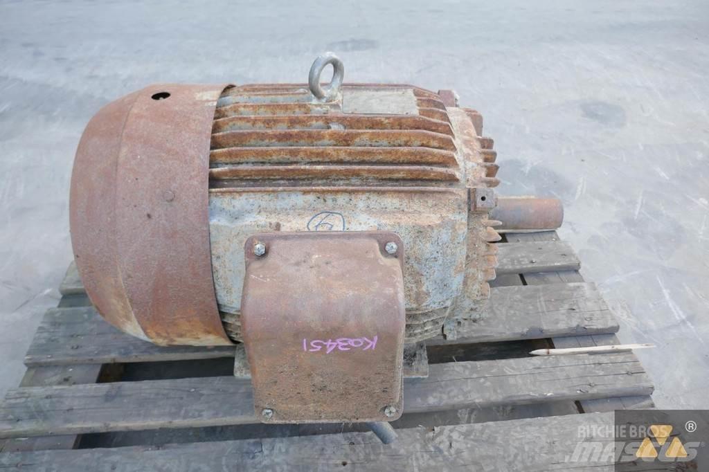  Toshiba 30KW Motori