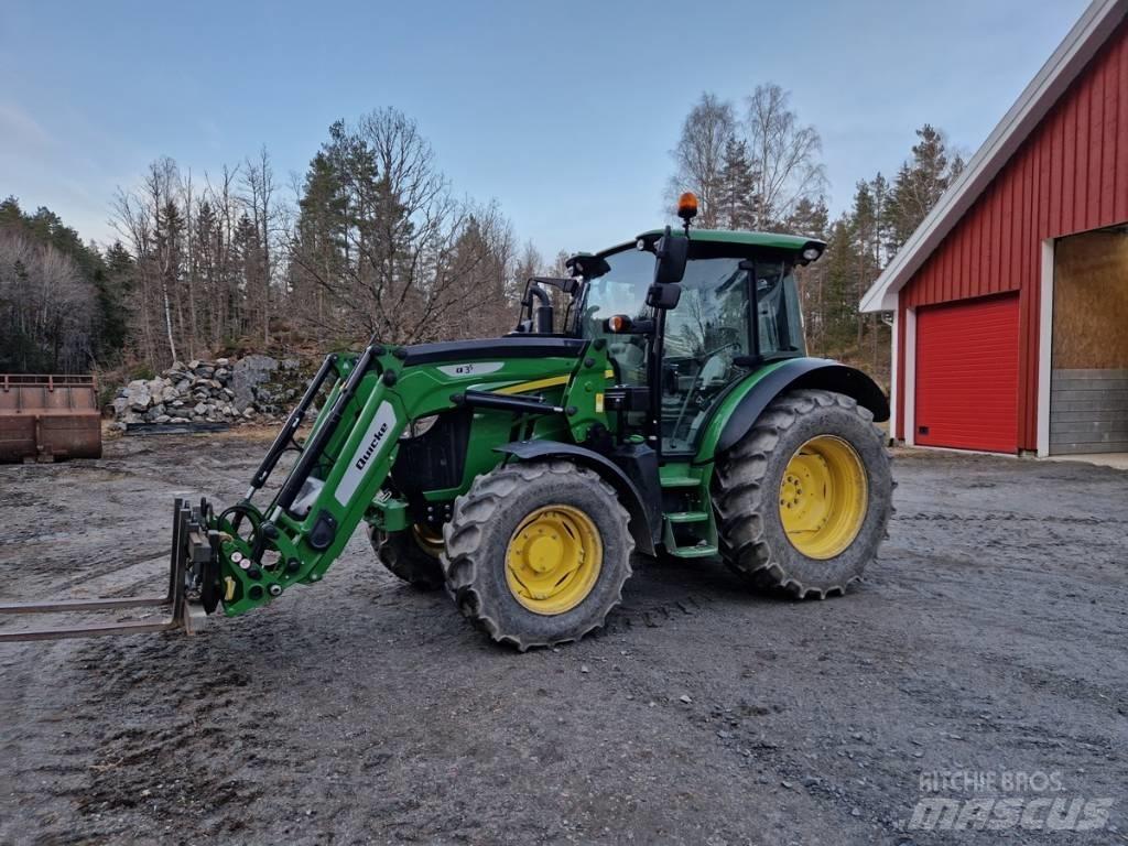 John Deere 5215R Trattori