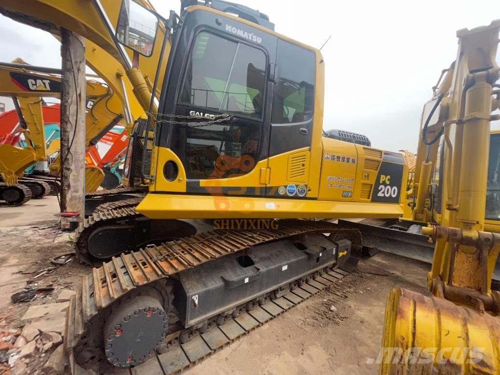 Komatsu PC 200-8 Escavatori cingolati