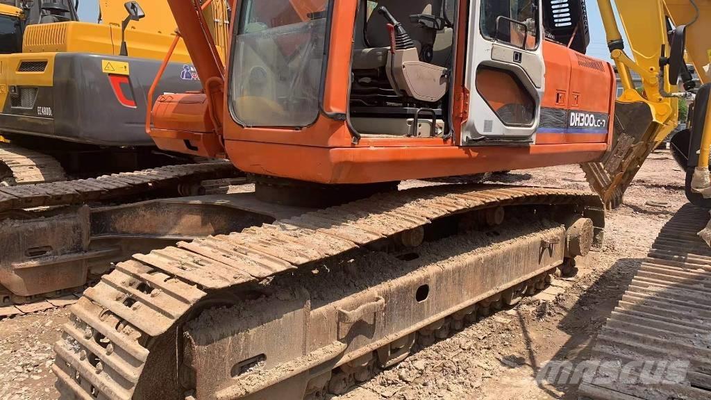 Doosan DH 300 LC-7 Escavatori cingolati
