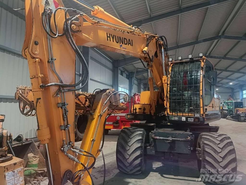 Hyundai RW140-9A Escavatori gommati