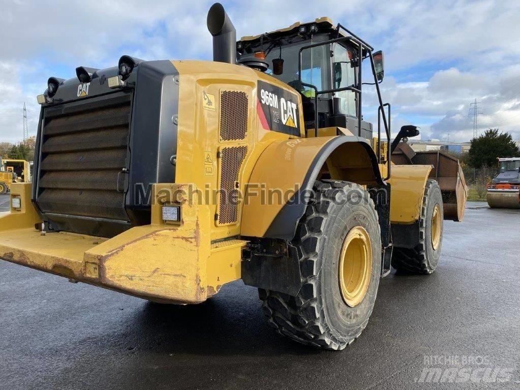 CAT 966 M XE Pale gommate
