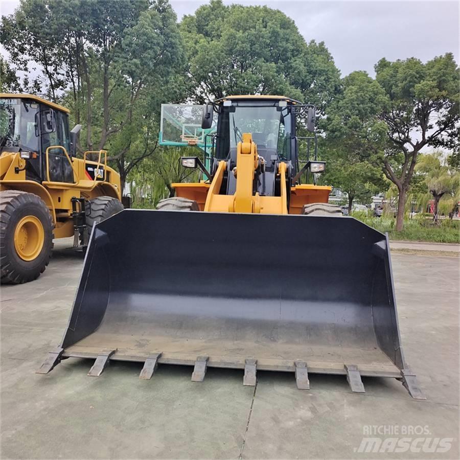 LiuGong 856H Pale gommate