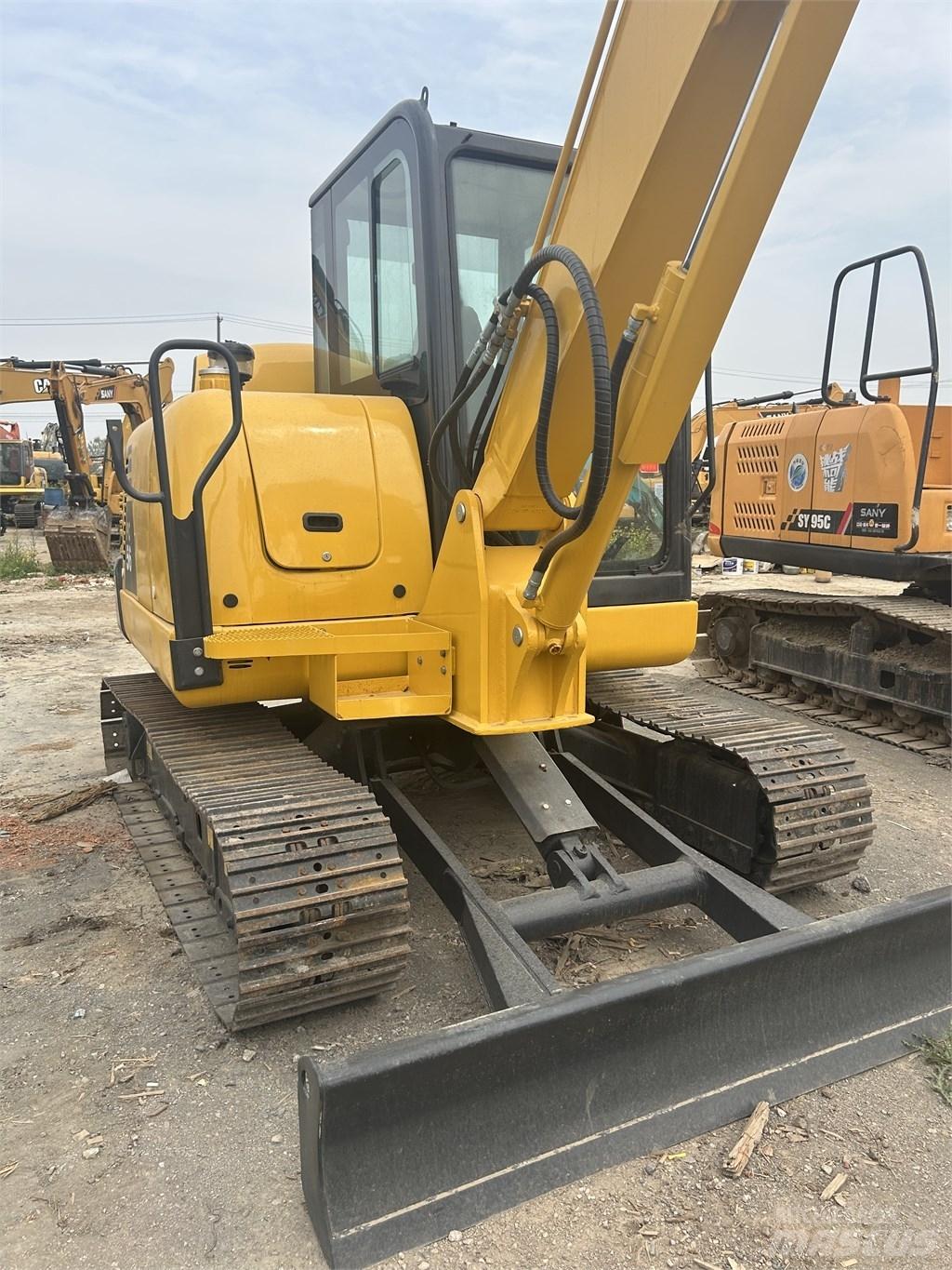 Komatsu PC 56 Miniescavatori