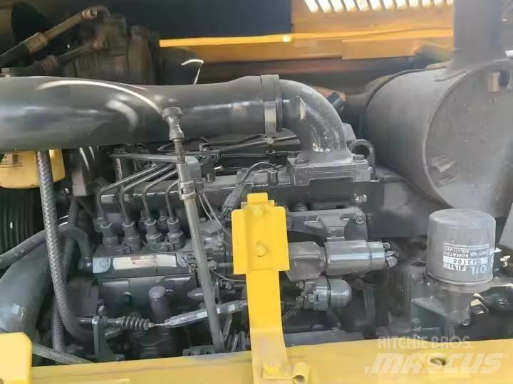 Komatsu PC60 Escavatori cingolati