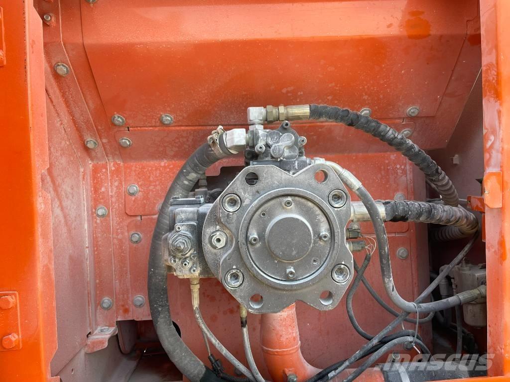 Doosan DX 260 Escavatori cingolati