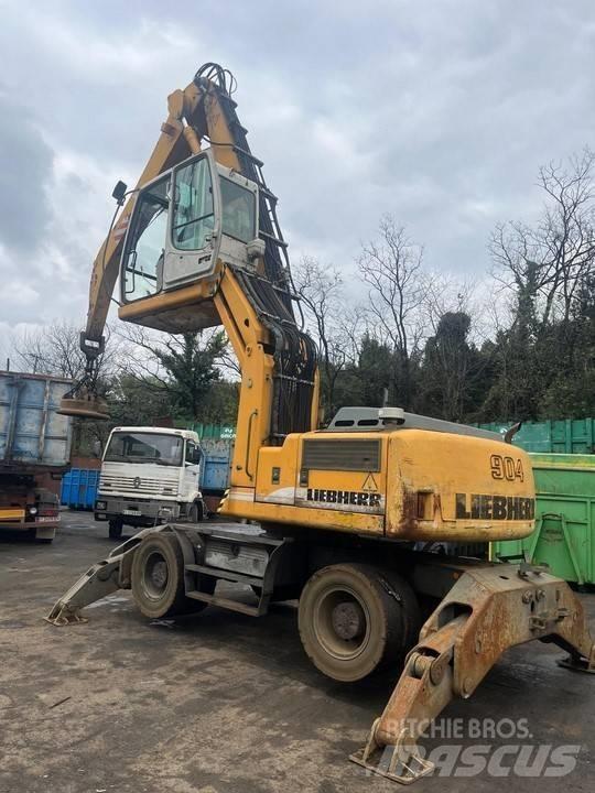 Liebherr A 904 C Escavatori gommati