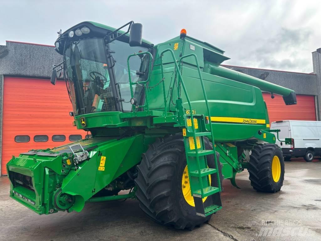 John Deere T 670 i Mietitrebbiatrici