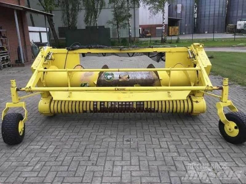 John Deere 630 B Accessori per mietitrebbiatrici
