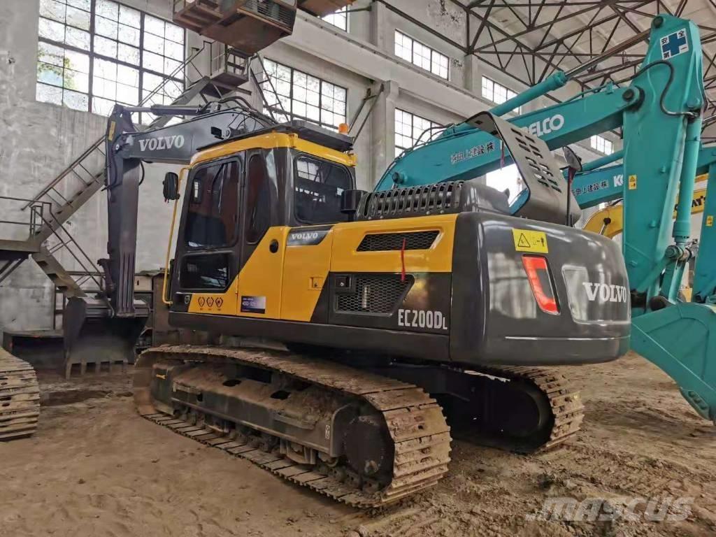 Volvo EC200D Escavatori cingolati