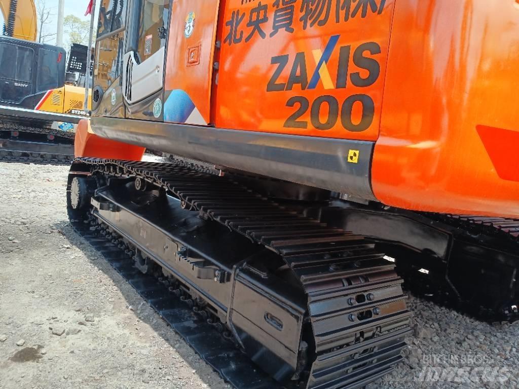 Hitachi ZX 200 Escavatori cingolati