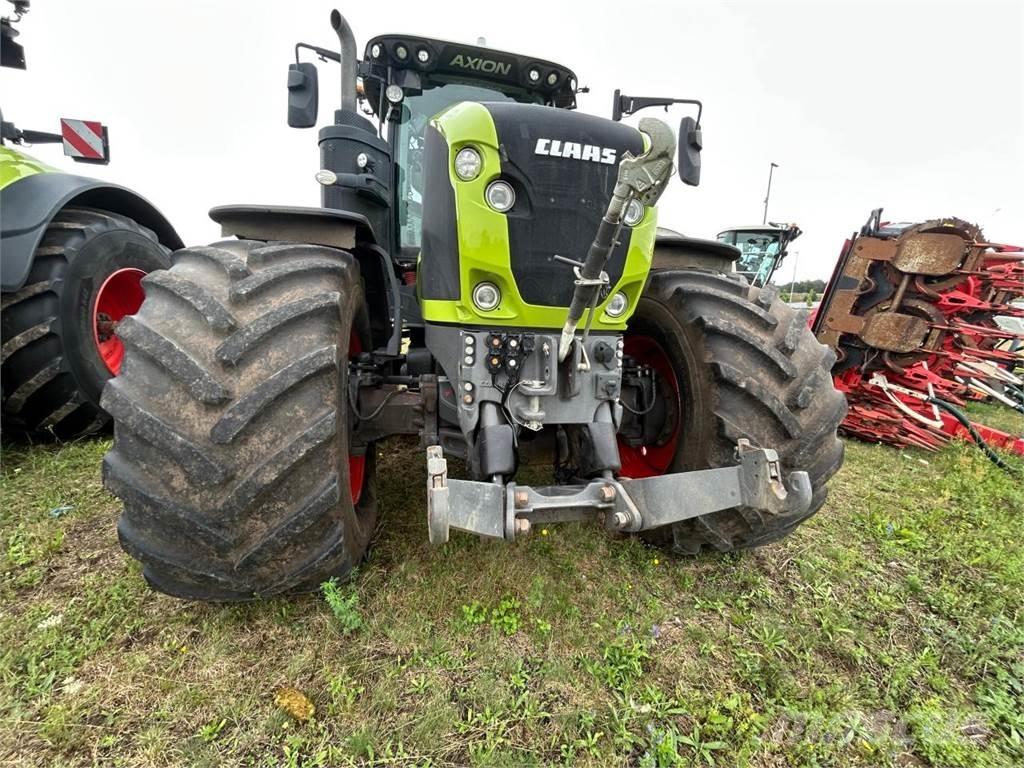 CLAAS Axion 960 TT Trattori