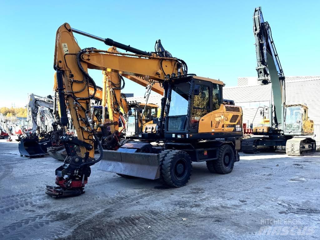 Hyundai HW180 Escavatori gommati