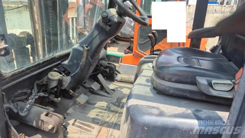 Doosan D 35 C-5 Carrelli elevatori elettrici