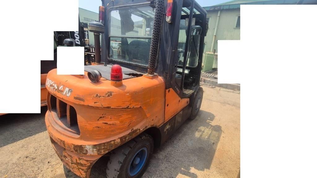 Doosan D 35 C-5 Carrelli elevatori elettrici