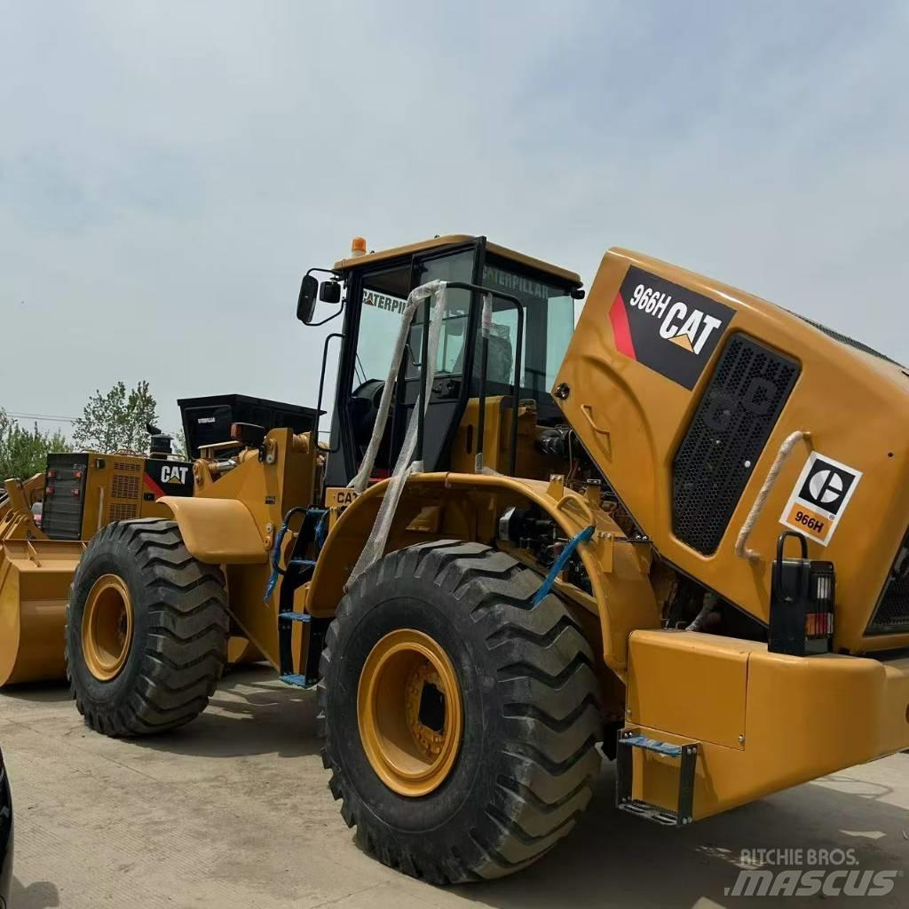 CAT 966 H Pale gommate