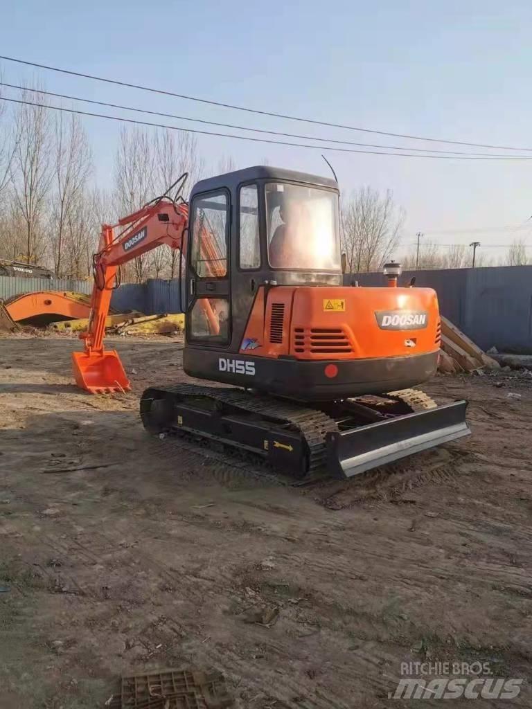 Doosan DH55 Escavatori cingolati