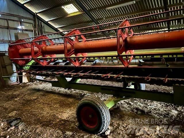 CLAAS Lexion 460 Mietitrebbiatrici