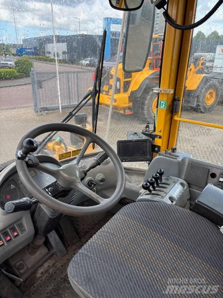 Volvo L 90 E Pale gommate