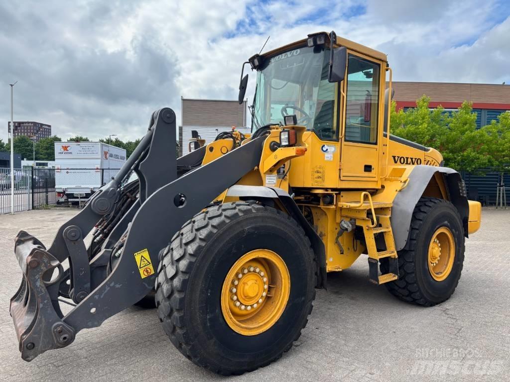 Volvo L 90 E Pale gommate
