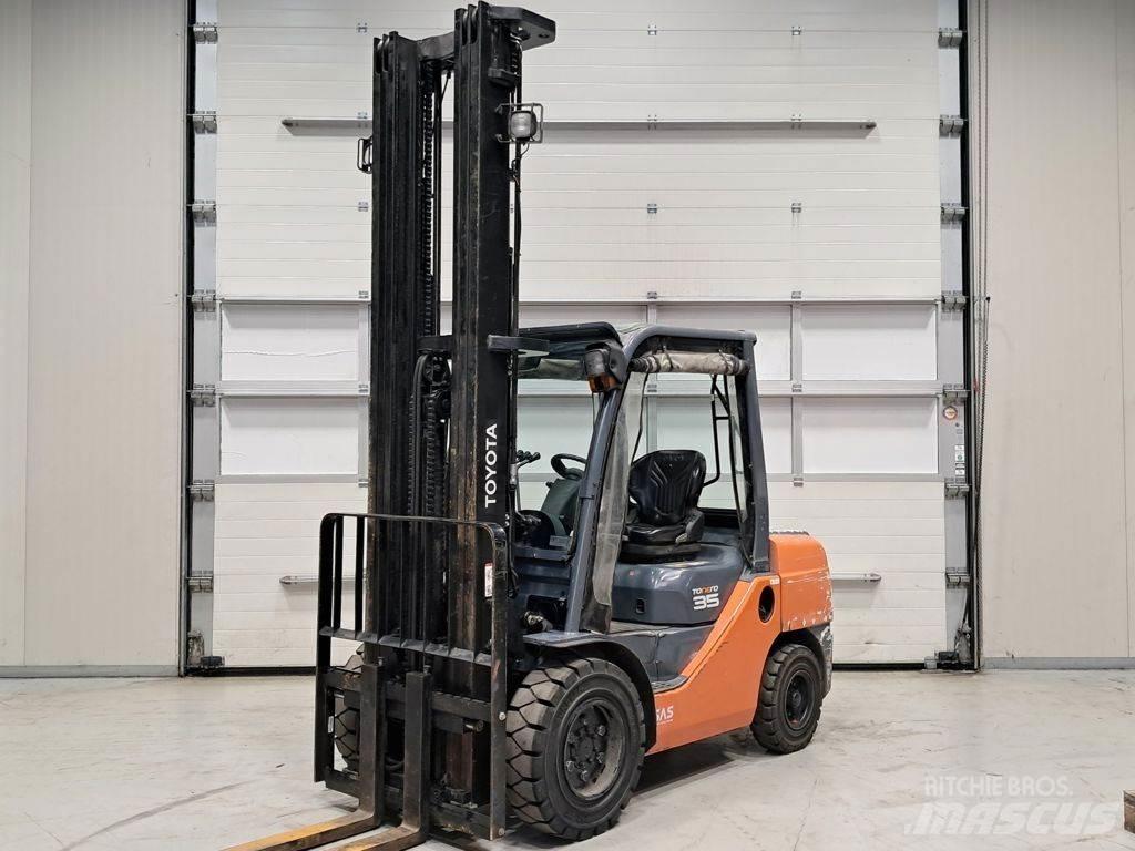 Toyota 02-8FDJF35 Carrelli elevatori diesel