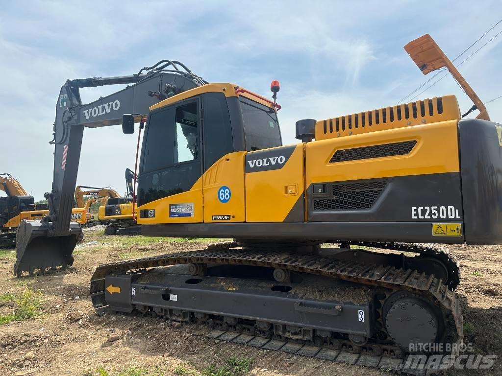 Volvo EC 250 D Escavatori cingolati