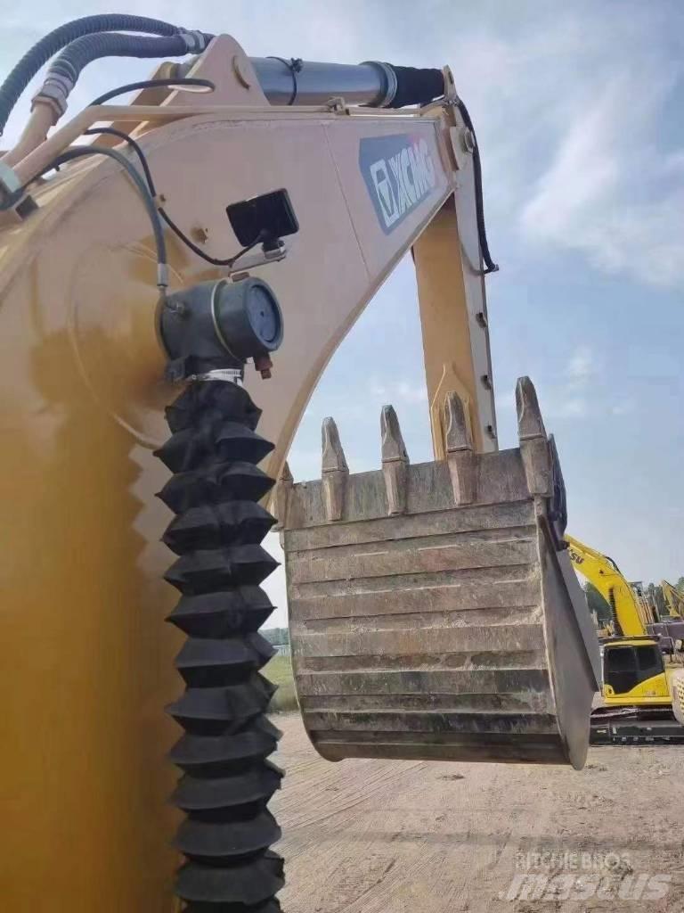 XCMG XE215 Escavatori cingolati