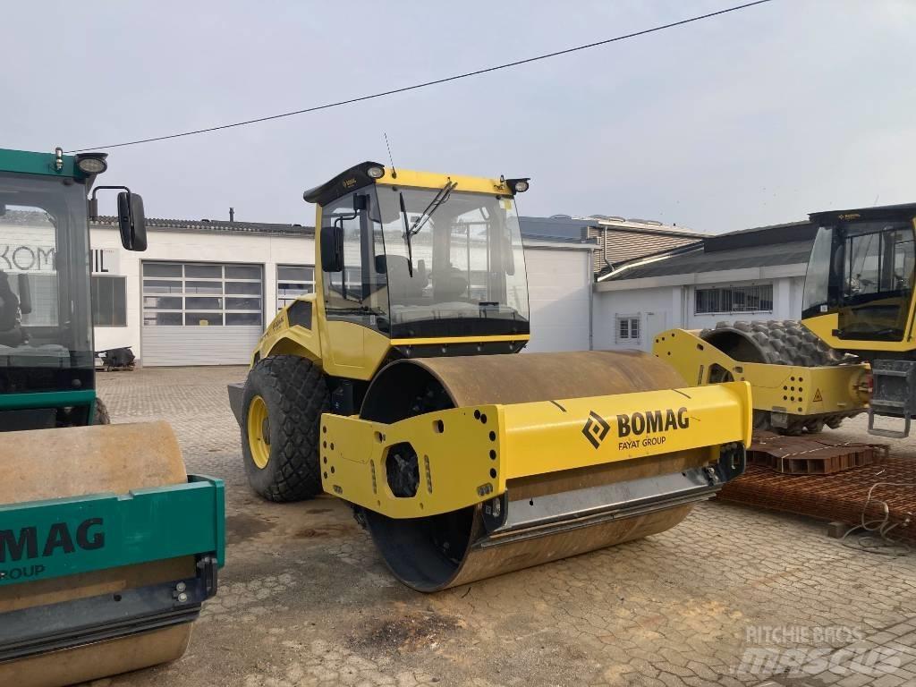 Bomag BW 211 DH-5 Rulli monotamburo