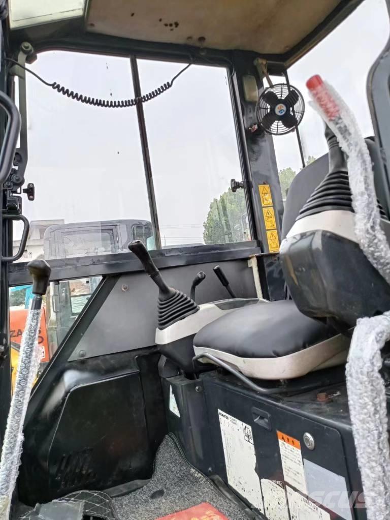 Komatsu PC 30 Miniescavatori