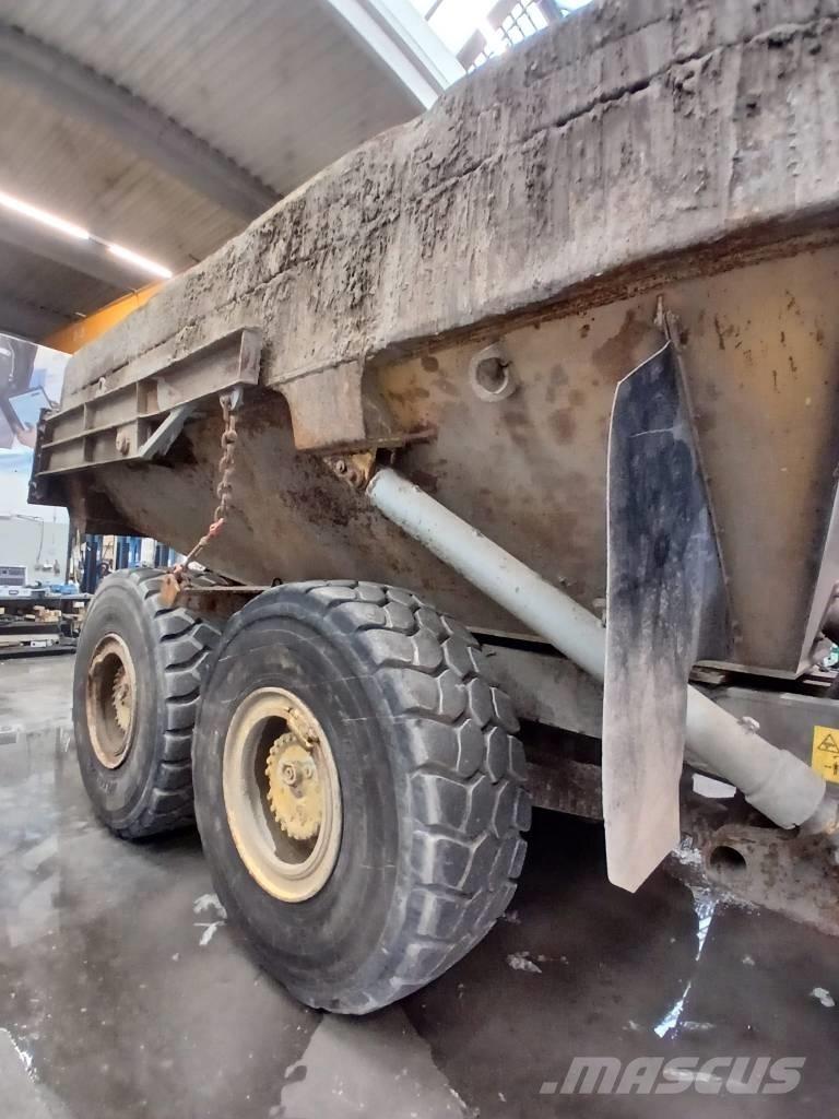 Komatsu HM 300-2 Dumpers articolati
