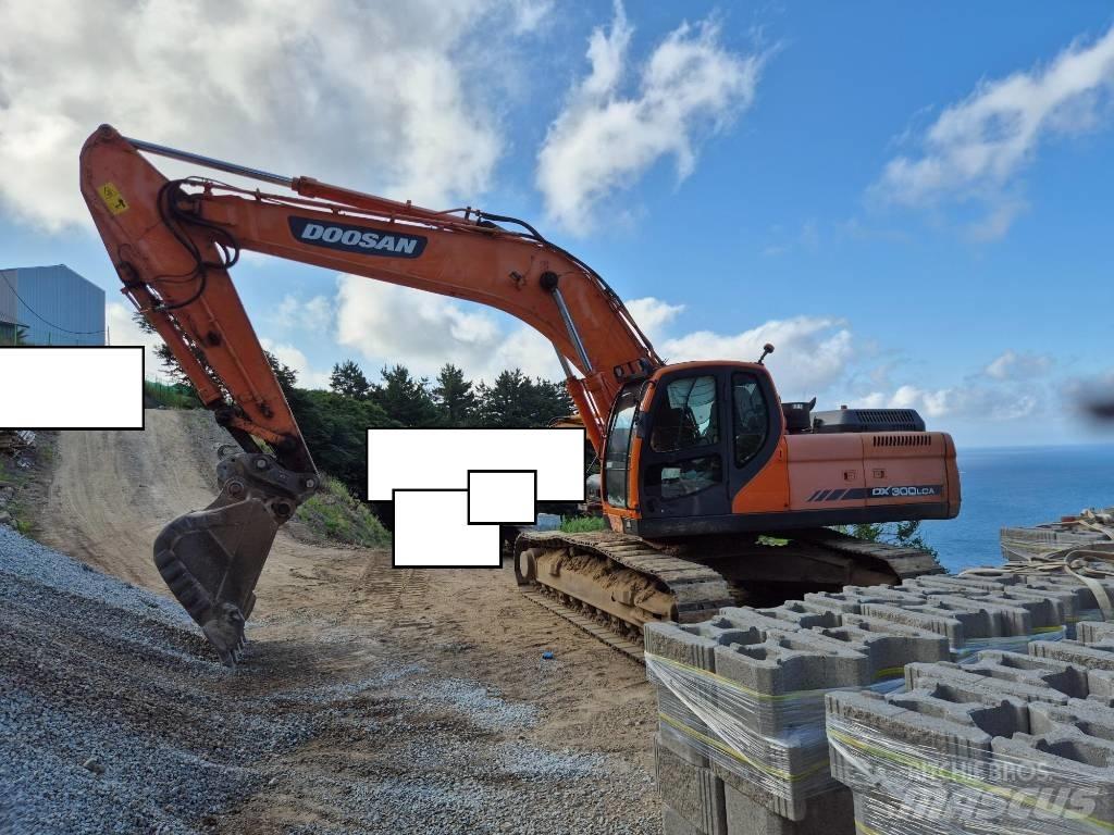 Doosan DX 300 LCA Escavatori cingolati