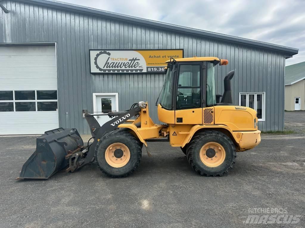 Volvo L 35 G Pale gommate