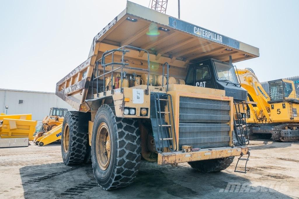 CAT 777 D Dumper a telaio rigido