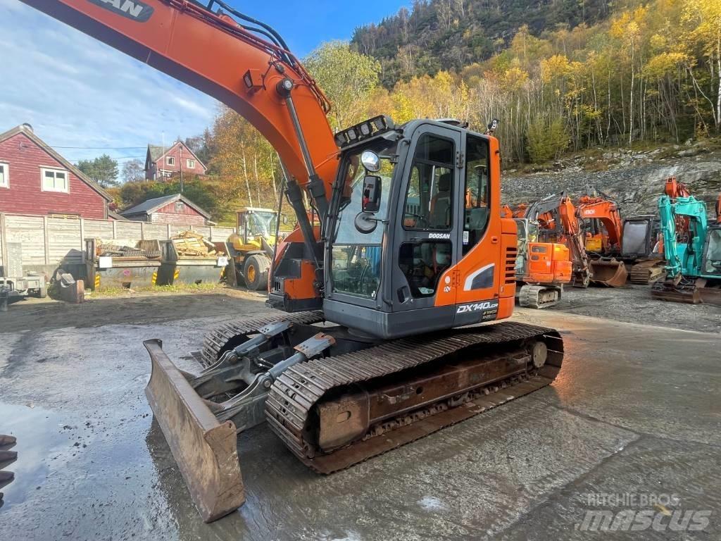 Doosan DX140LCR-5 Escavatori cingolati