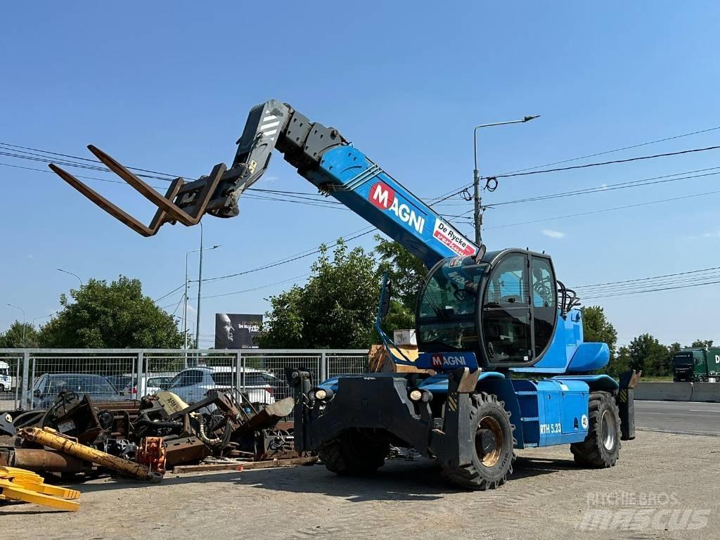Magni RTH  5,23 Sollevatori telescopici per agricoltura