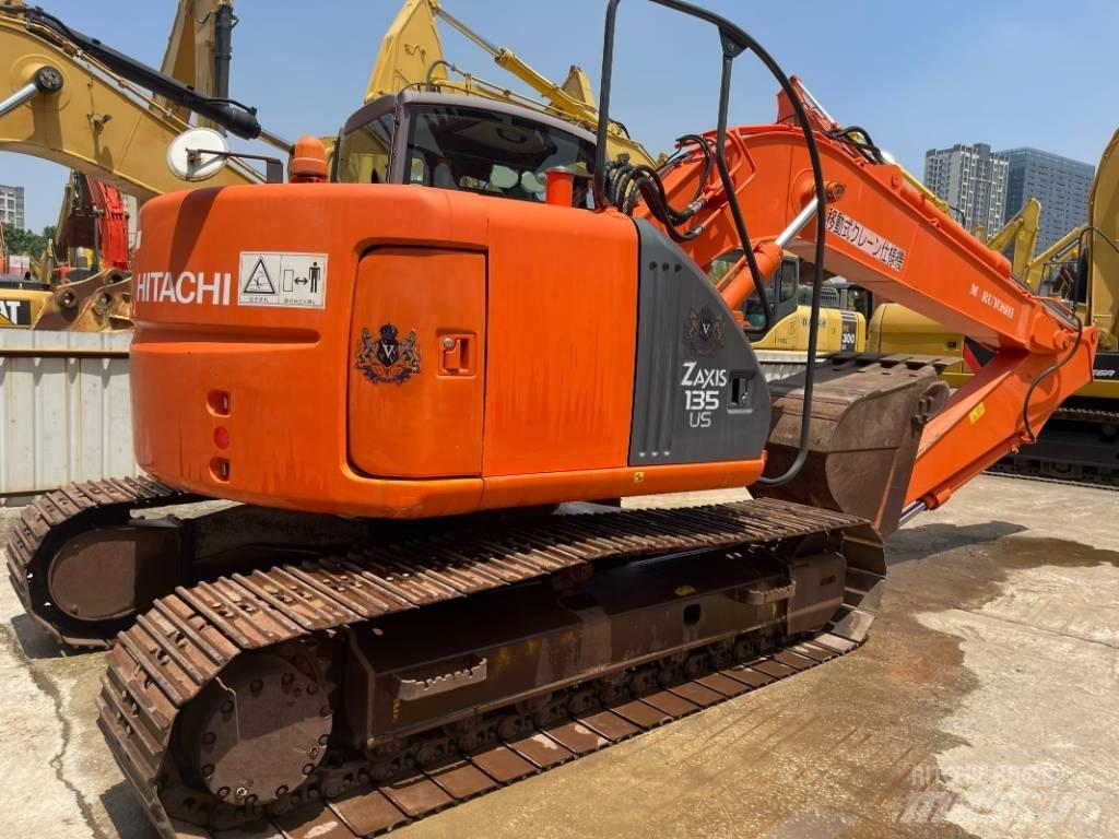 Hitachi ZX 135 Escavatori cingolati